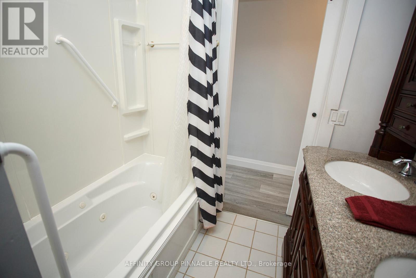 Lorem Ipsum Dolor, Kawartha Lakes, Ontario  K0M  - Photo 22 - DEMO28856441