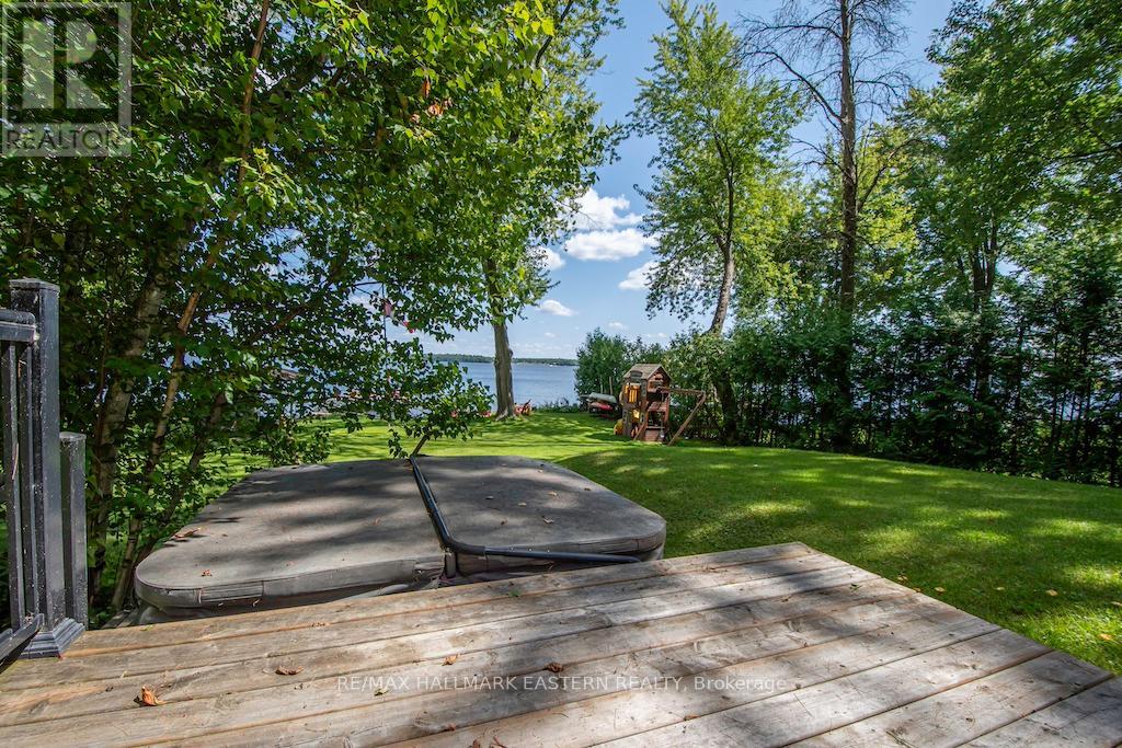 26 Manitou Lane, Kawartha Lakes, Ontario  K0M 1A0 - Photo 30 - X12400717