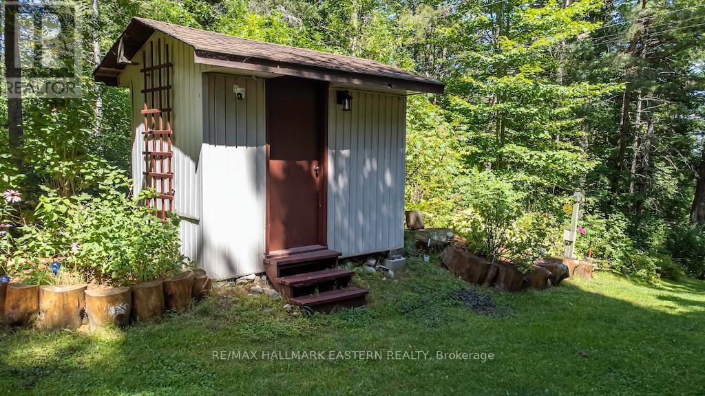 26 Manitou Lane, Kawartha Lakes, Ontario  K0M 1A0 - Photo 35 - X12400717