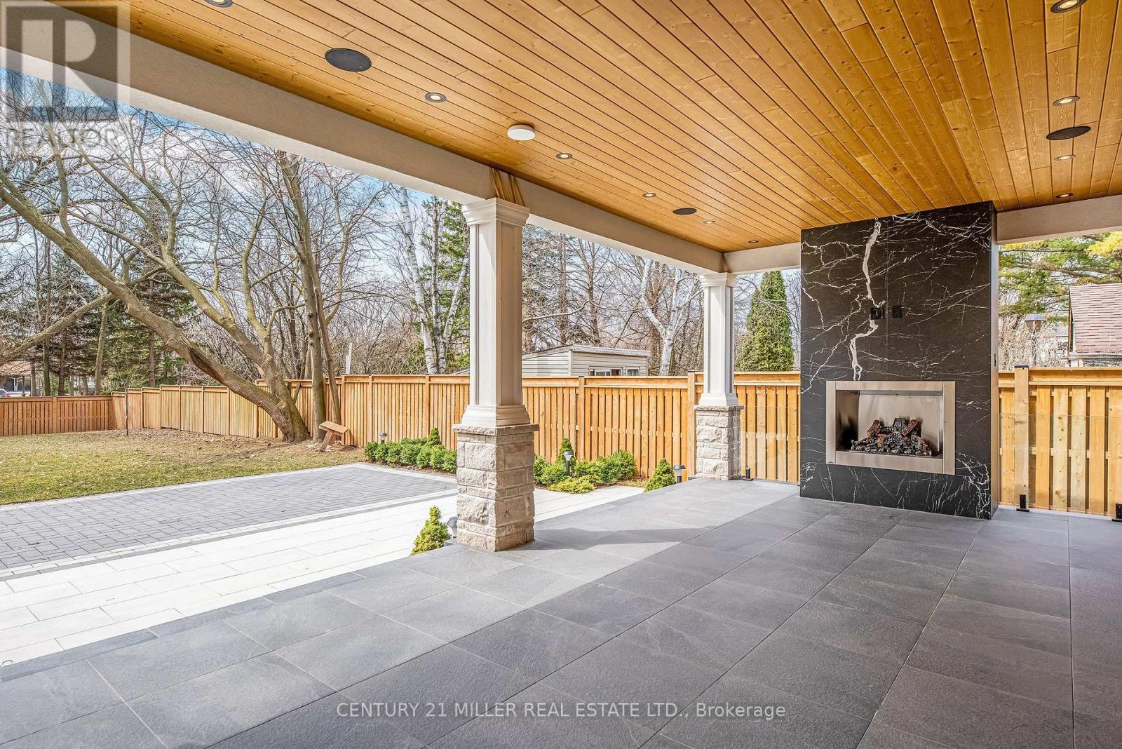 556 Fourth Line, Oakville, Ontario  L6L 5A7 - Photo 43 - W12339326