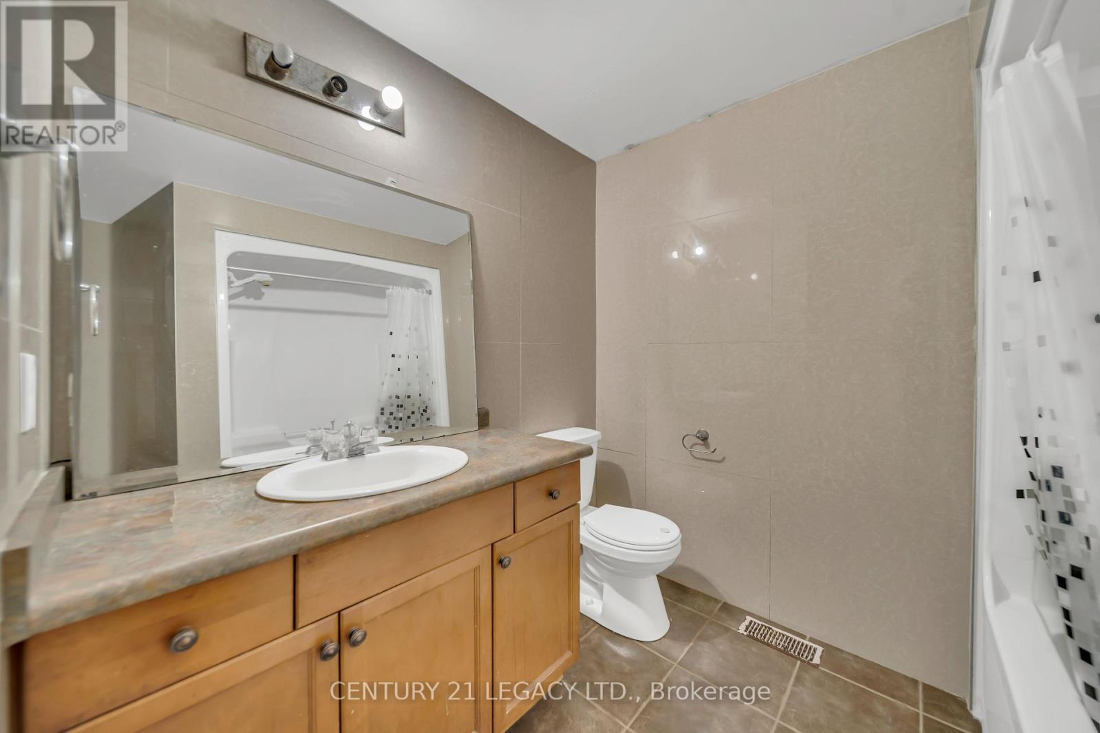 217 Cotton Grass Street, Kitchener, Ontario  N2E 4A5 - Photo 19 - X12332861