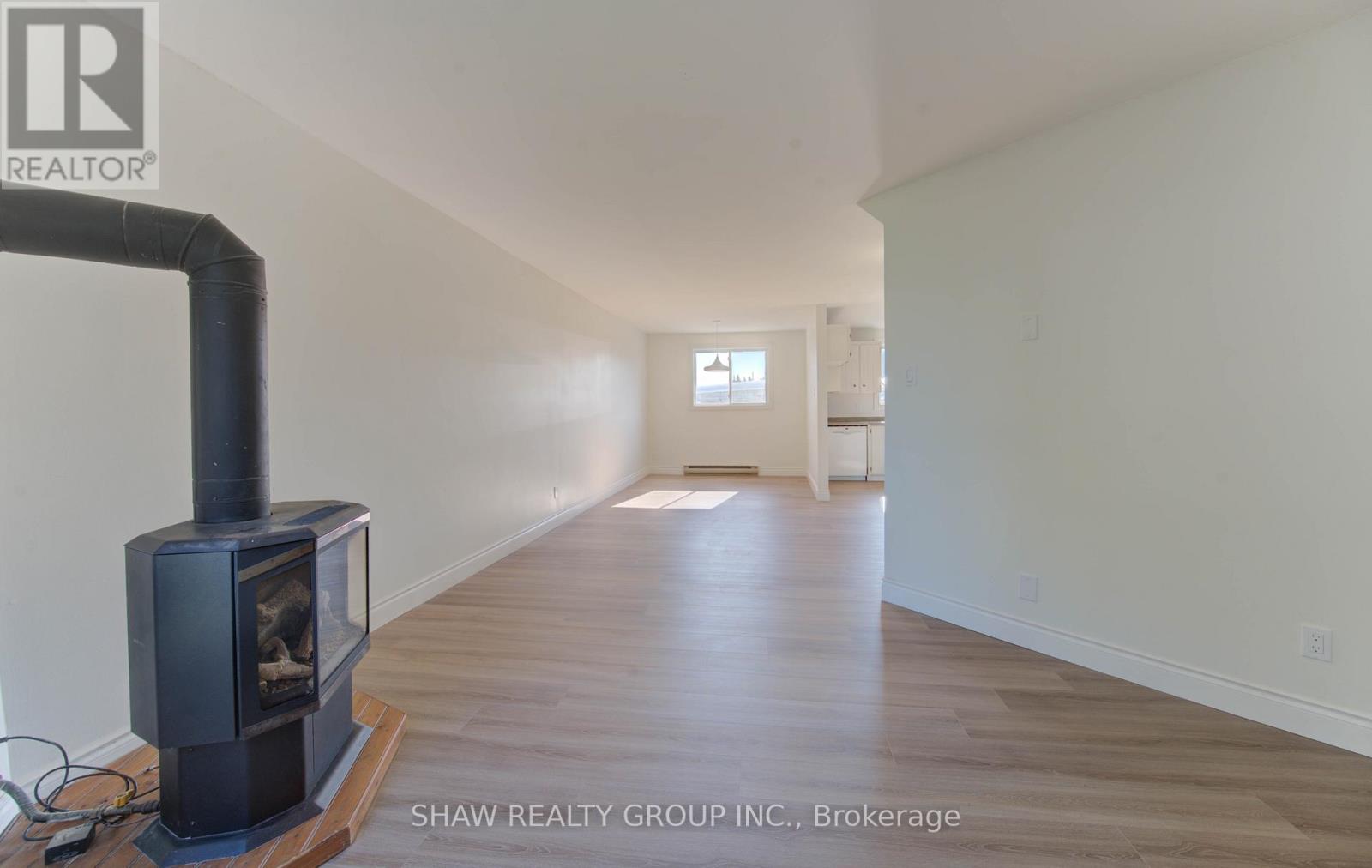 60 Elmsdale Drive, Kitchener, Ontario  N2E 2G4 - Photo 17 - X12399846