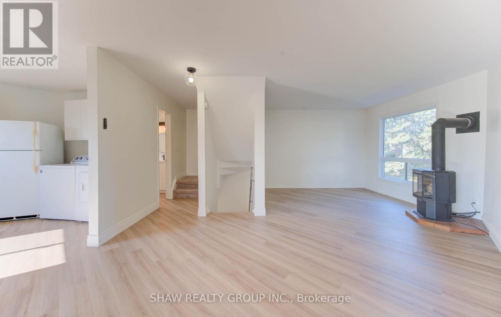 60 Elmsdale Drive, Kitchener, Ontario  N2E 2G4 - Photo 20 - X12399846