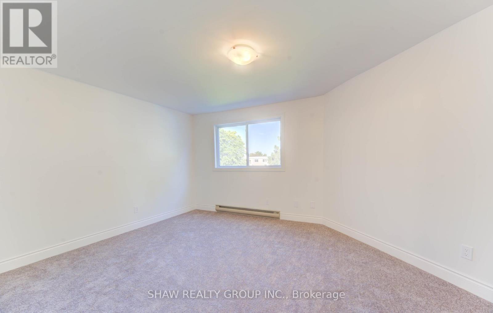 60 Elmsdale Drive, Kitchener, Ontario  N2E 2G4 - Photo 31 - X12399846