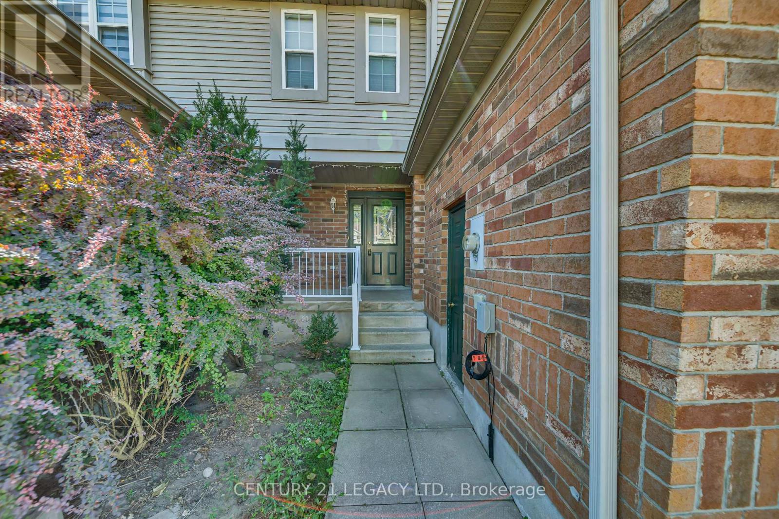217 Cotton Grass Street, Kitchener, Ontario  N2E 4A5 - Photo 16 - X12332861