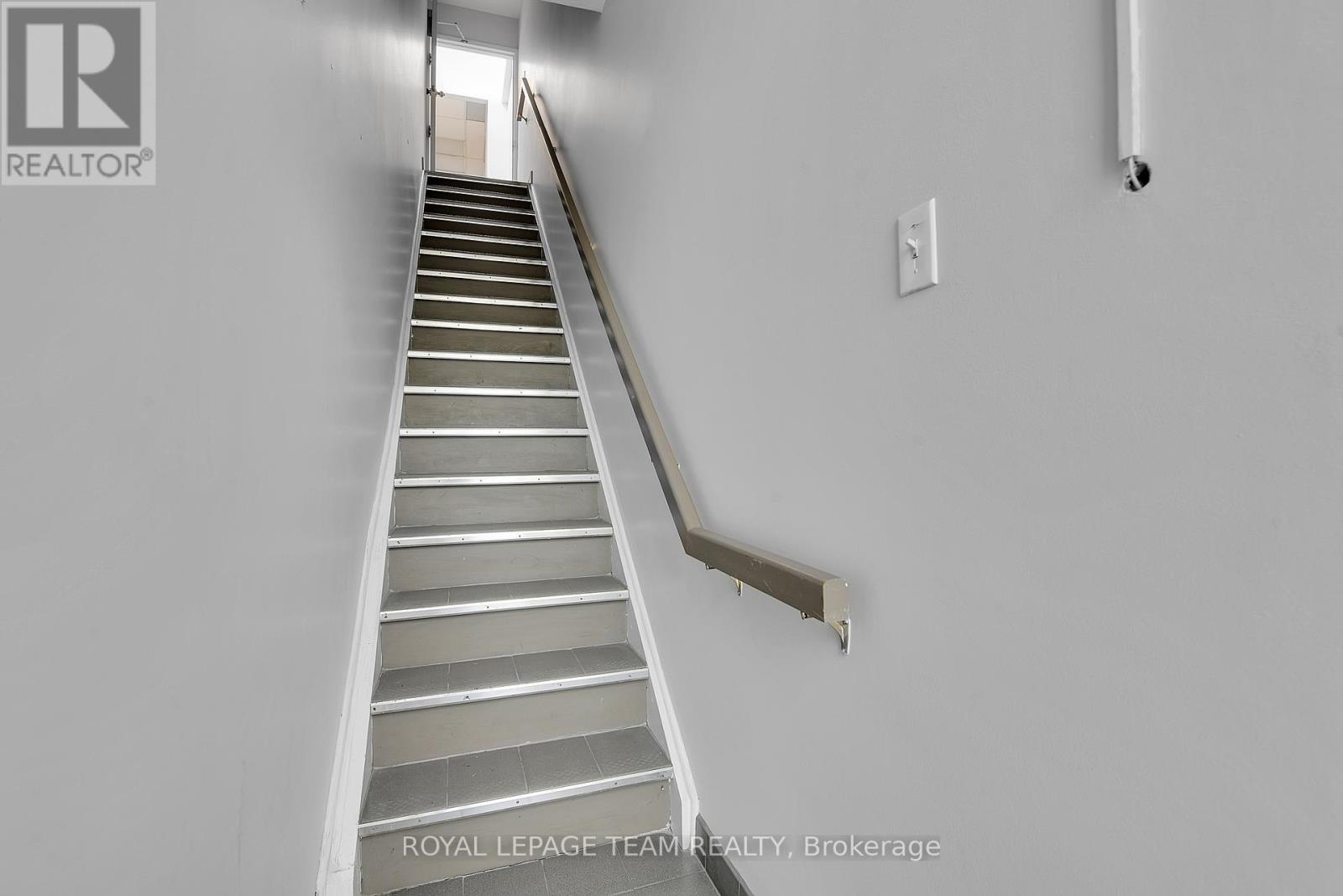 118 Preston Street, Ottawa, Ontario  K1R 7P2 - Photo 11 - X12400704