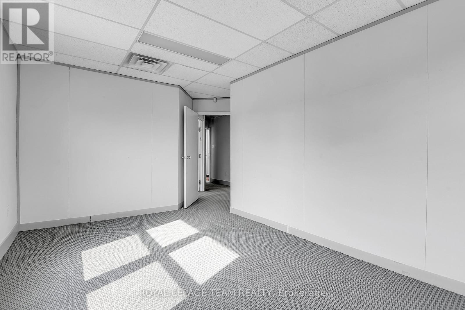 118 Preston Street, Ottawa, Ontario  K1R 7P2 - Photo 22 - X12400704