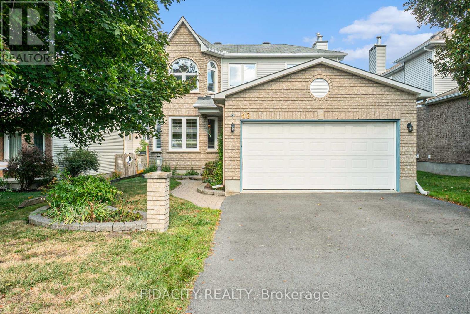 45 ROWE DRIVE, Ottawa, Ontario