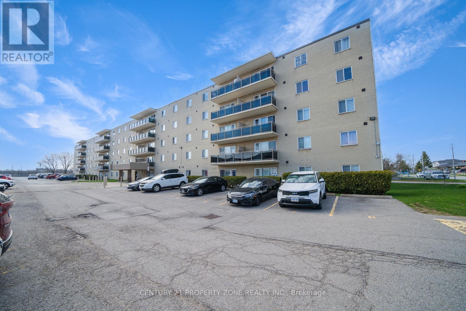 411 - 936 Glen Street, Oshawa (Lakeview), Ontario  L1J 5Z7 - Photo 6 - E12400664