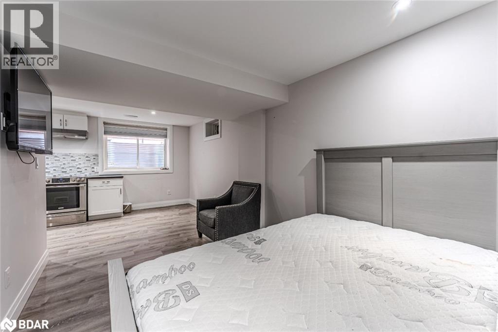 17 Wagner Crescent Unit# Lower, Essa, Ontario  L3W 0P4 - Photo 5 - 40768620