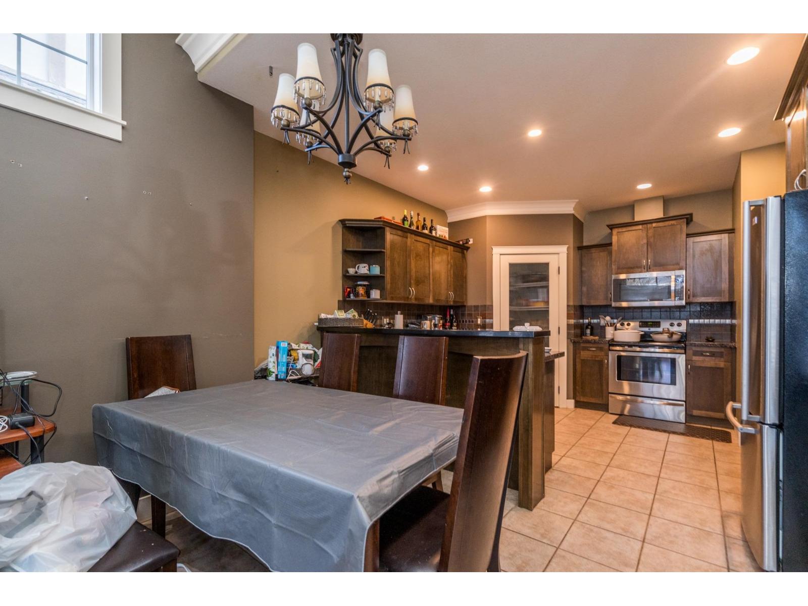 5883 Garrison Boulevard, Garrison Crossing, Chilliwack, British Columbia  V2R 5X8 - Photo 12 - R3005657