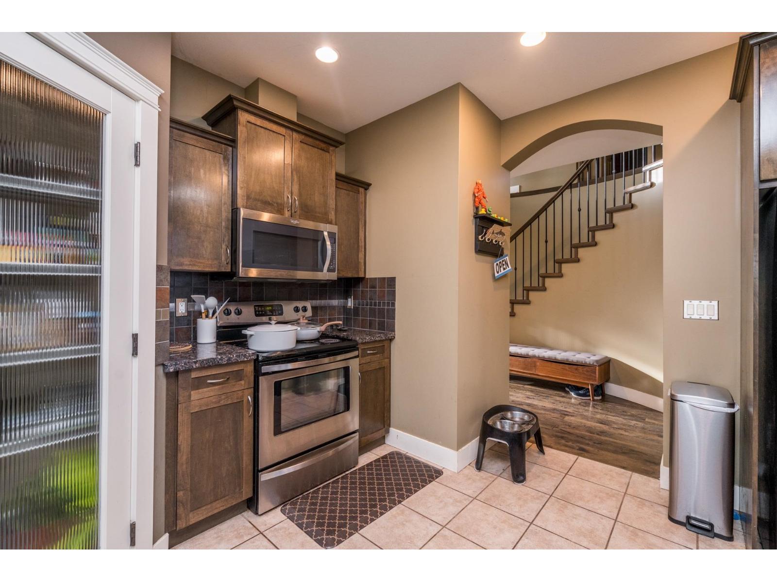 5883 Garrison Boulevard, Garrison Crossing, Chilliwack, British Columbia  V2R 5X8 - Photo 16 - R3005657