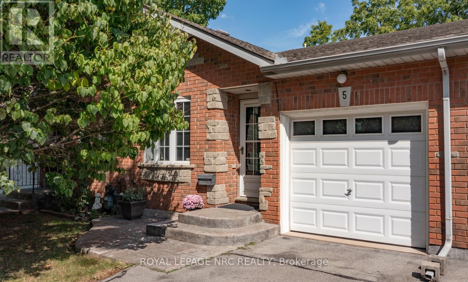 5 KINSMAN COURT, Pelham, Ontario