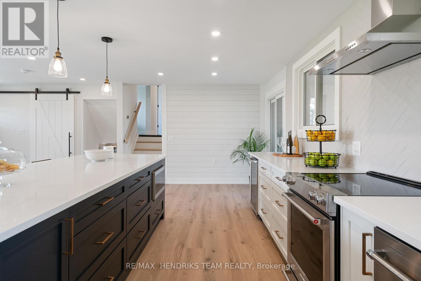 1892 Concession 4 Road, Niagara-On-The-Lake, Ontario  L0S 1J0 - Photo 14 - X12400733