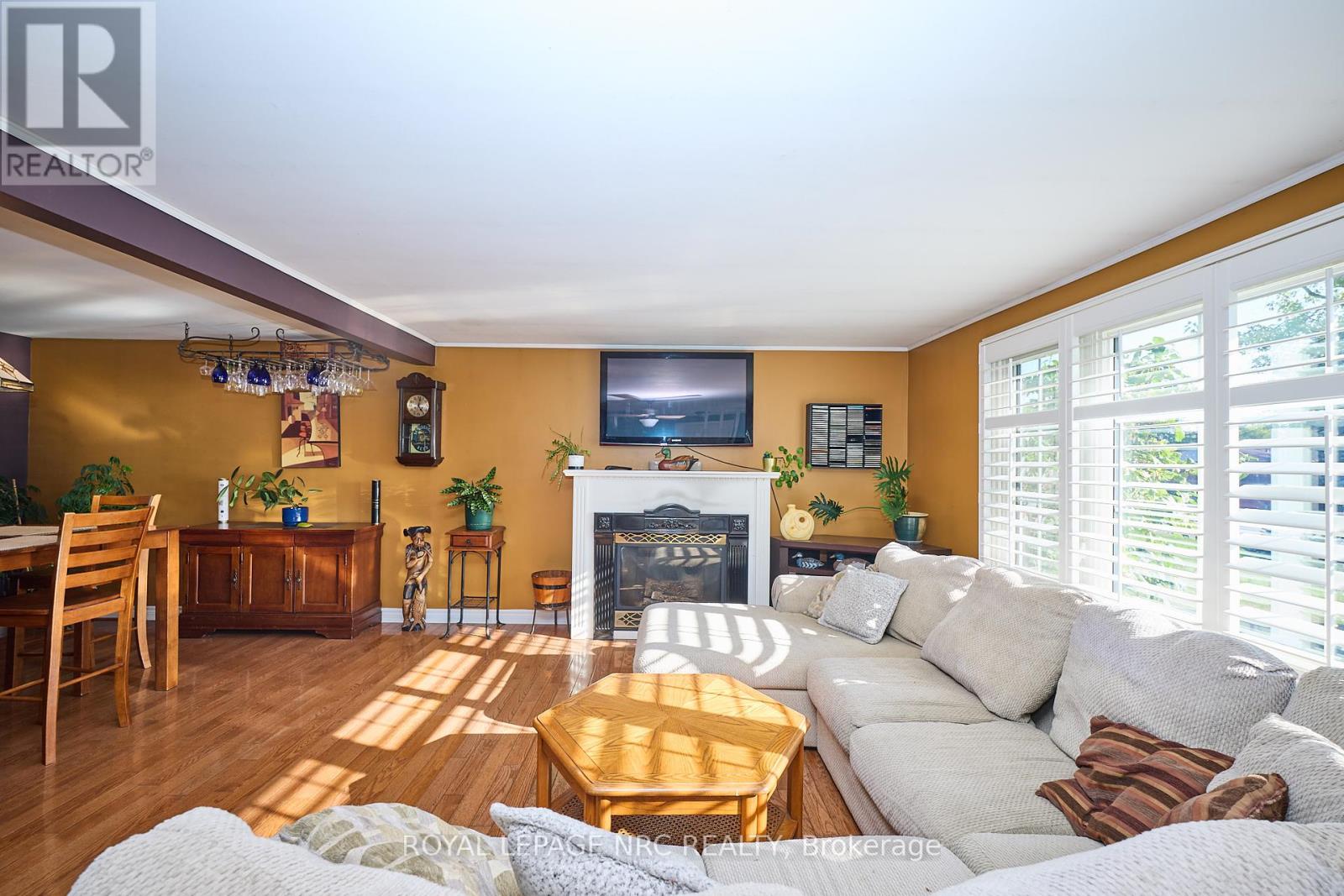 489 Lakeside Road, Fort Erie, Ontario  L2A 4X8 - Photo 12 - X12400797