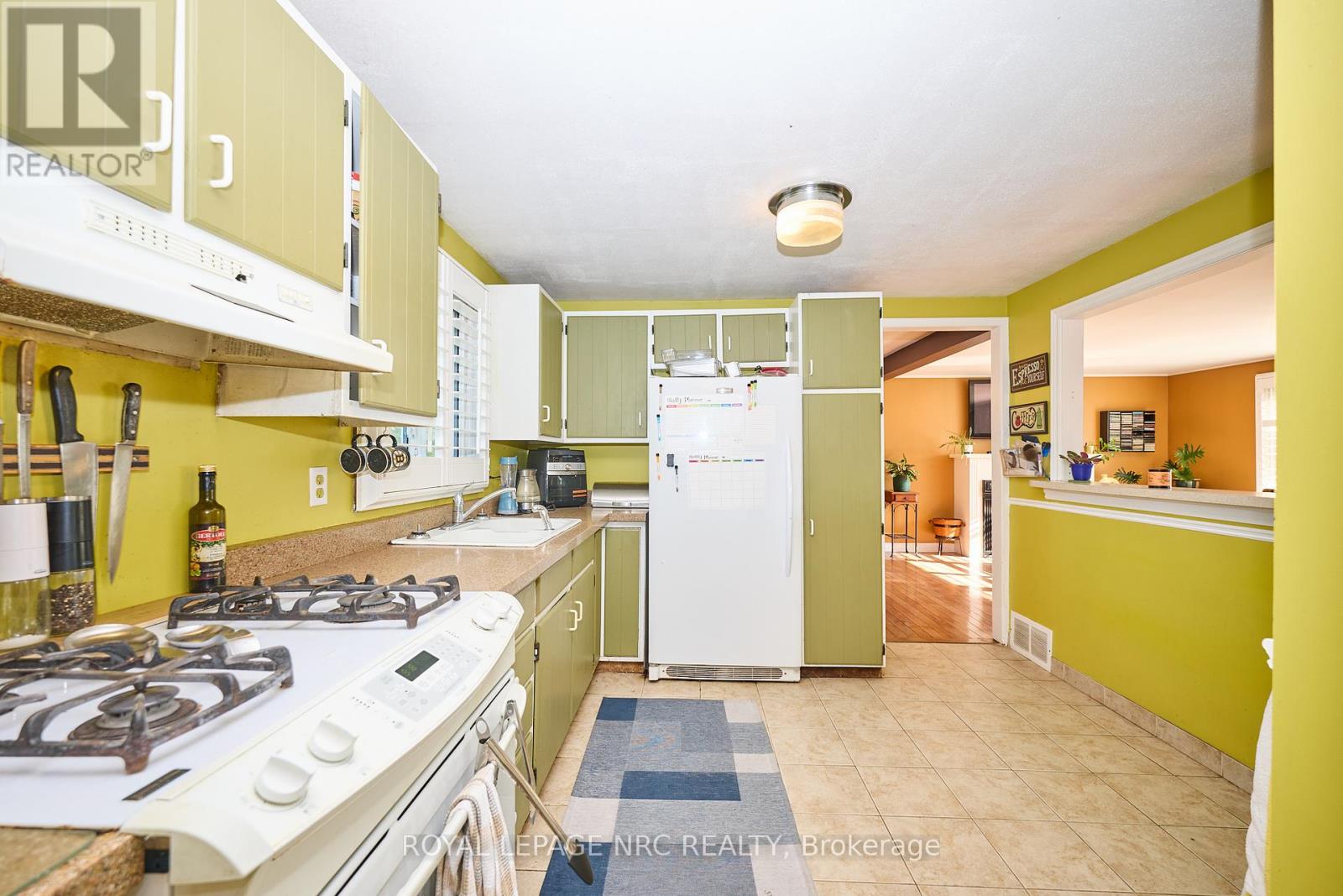 489 Lakeside Road, Fort Erie, Ontario  L2A 4X8 - Photo 18 - X12400797