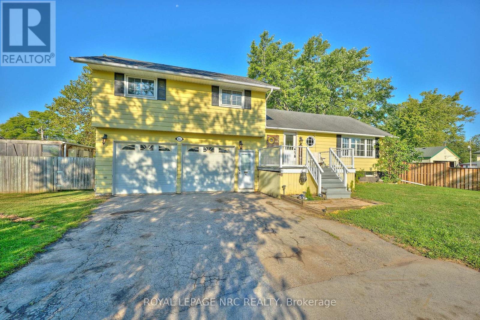 489 Lakeside Road, Fort Erie, Ontario  L2A 4X8 - Photo 2 - X12400797