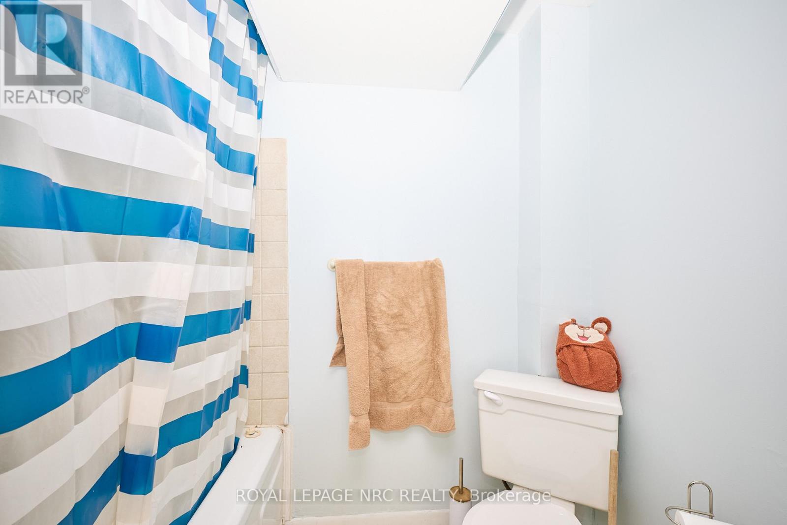 489 Lakeside Road, Fort Erie, Ontario  L2A 4X8 - Photo 38 - X12400797