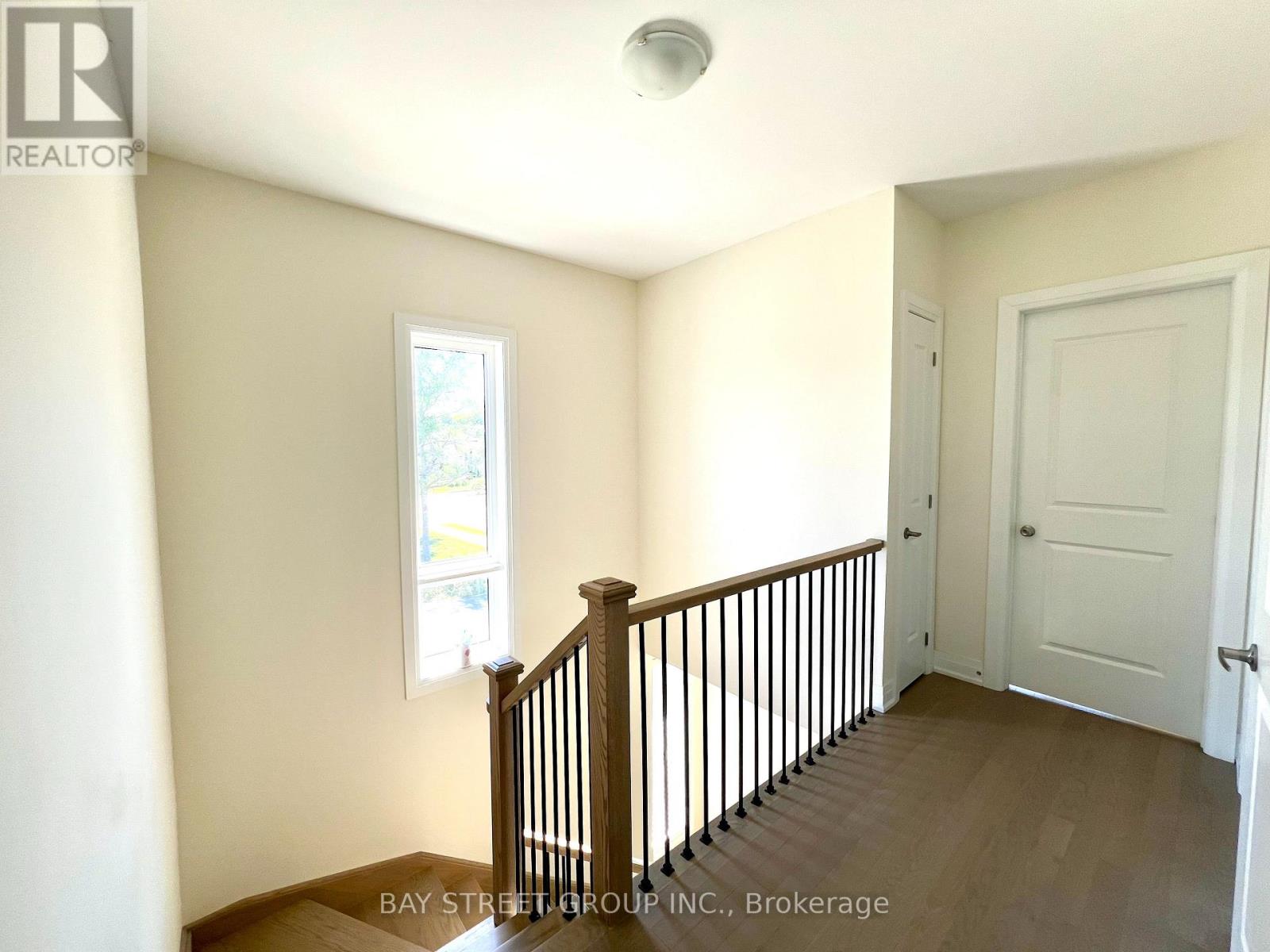 115b Bond Crescent, Richmond Hill, Ontario  L4E 3L1 - Photo 7 - N12400674