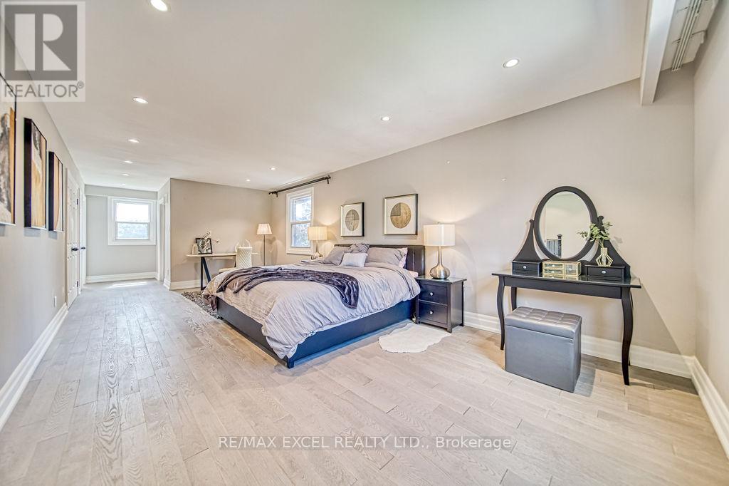 88 Montgomery Court, Markham (Buttonville), Ontario  L3R 0C1 - Photo 23 - N12400687