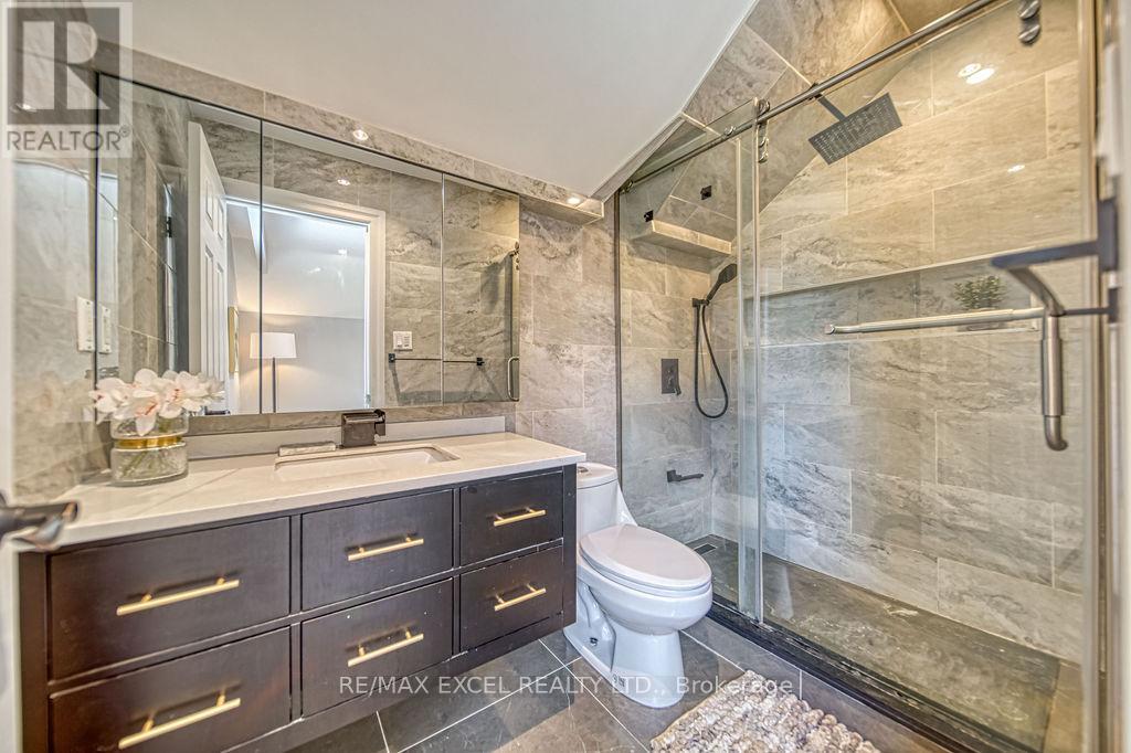 88 Montgomery Court, Markham (Buttonville), Ontario  L3R 0C1 - Photo 37 - N12400687