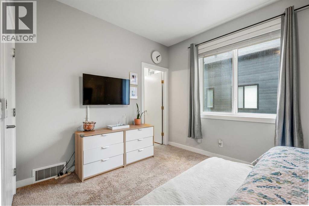 716 Redstone Crescent Ne, Calgary, Alberta  T3N 1M3 - Photo 17 - A2254978