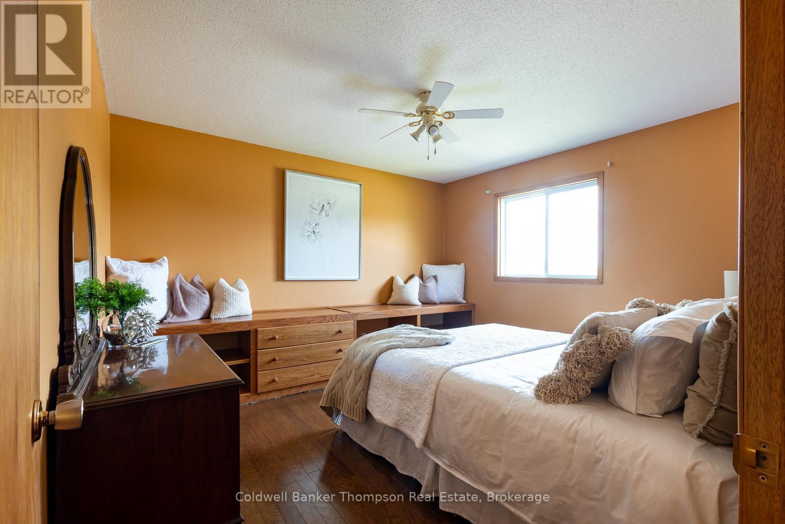 20 Southdale Drive, Huntsville, Ontario  P1H 1T6 - Photo 24 - X12400786