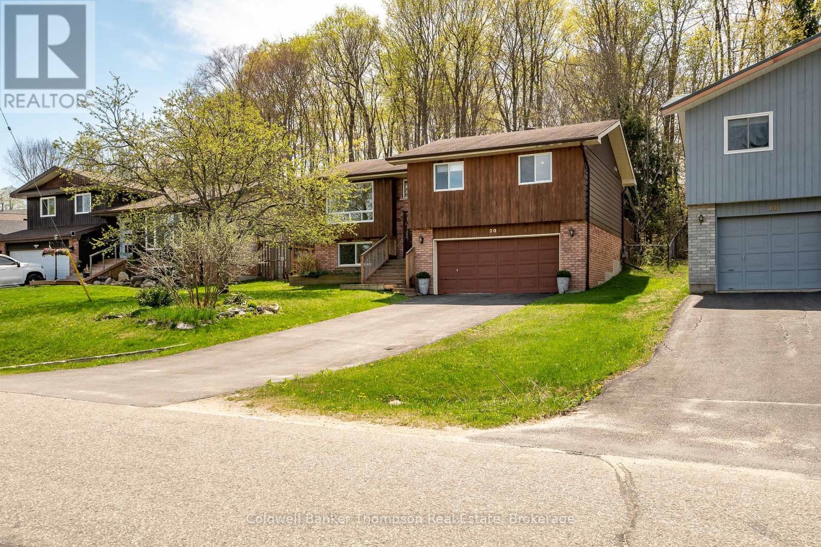 20 Southdale Drive, Huntsville, Ontario  P1H 1T6 - Photo 45 - X12400786