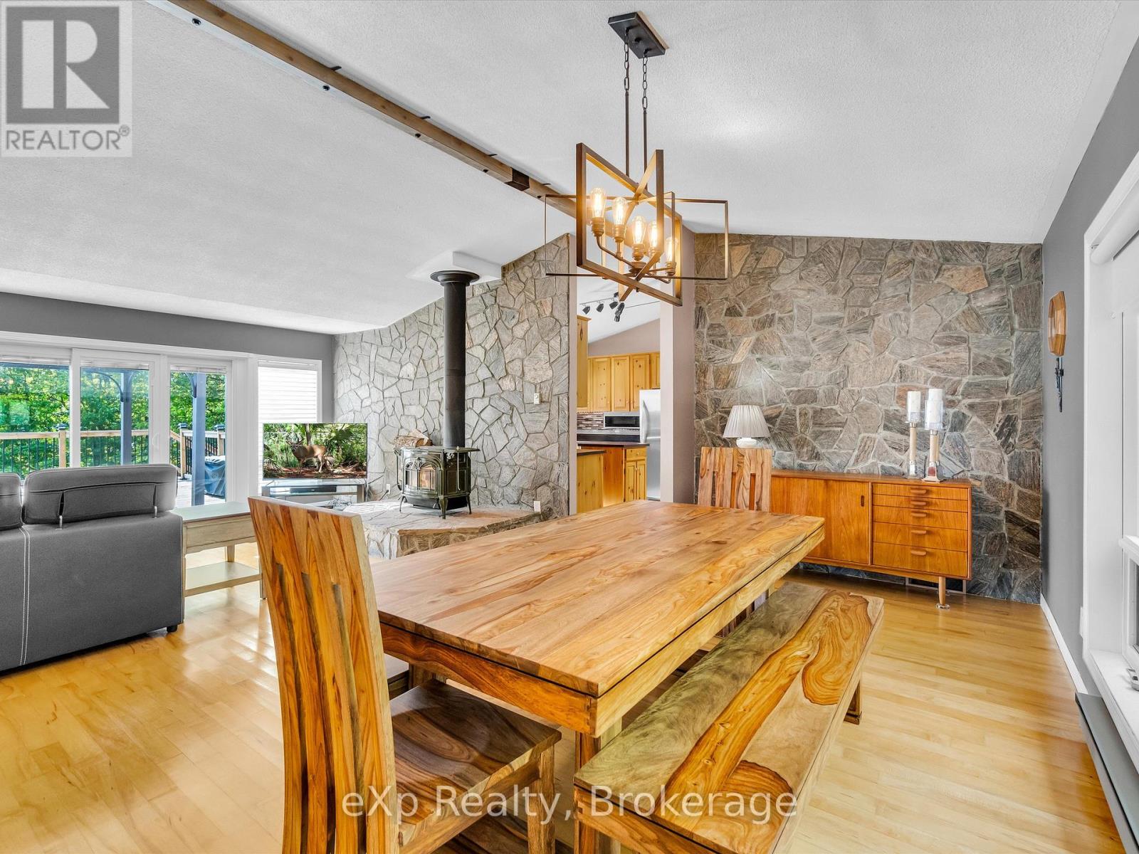 91 Tolpts Road, The Archipelago (Archipelago South), Ontario  P2A 0B7 - Photo 38 - X12400799