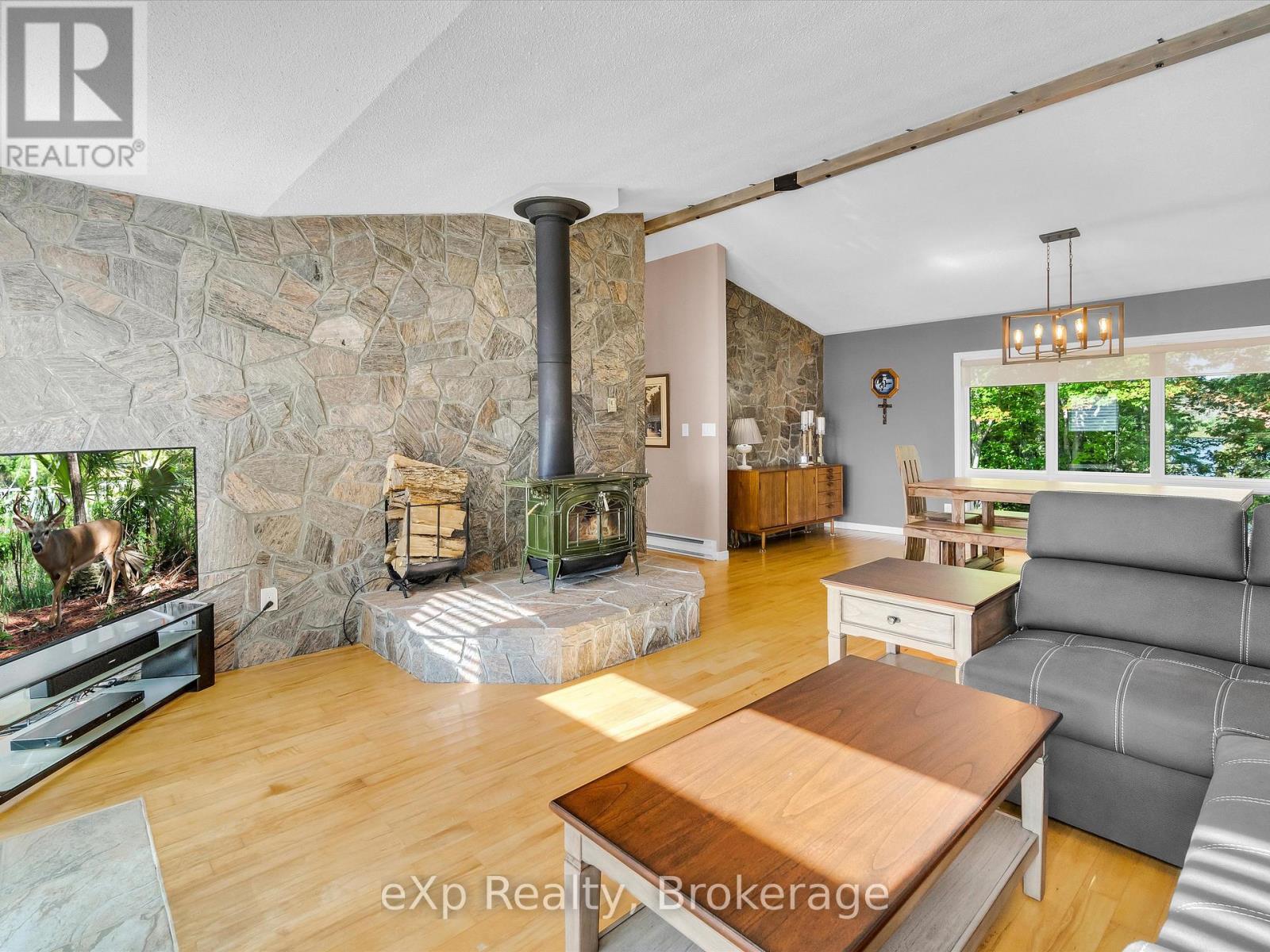 91 Tolpts Road, The Archipelago (Archipelago South), Ontario  P2A 0B7 - Photo 37 - X12400799