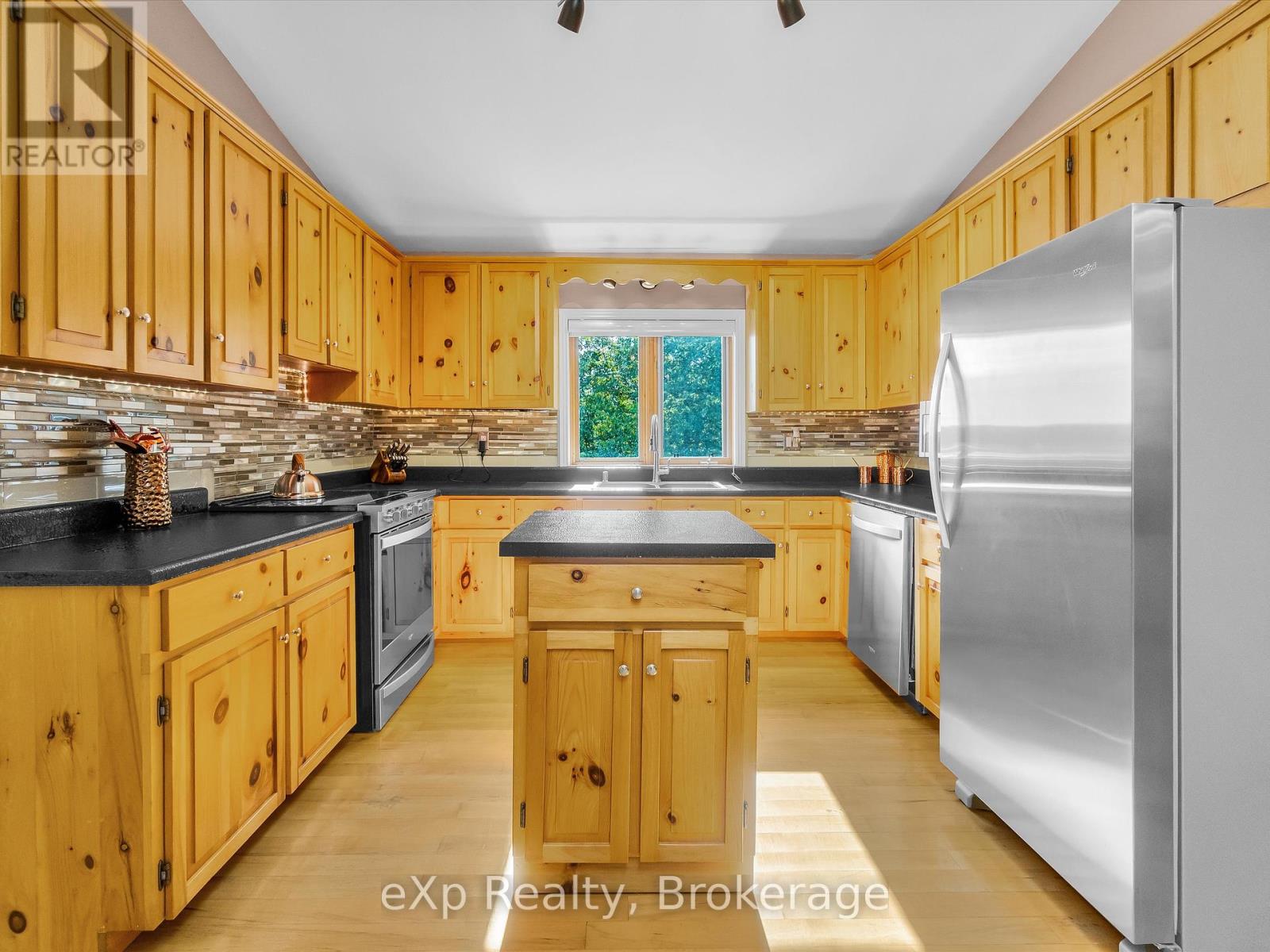 91 Tolpts Road, The Archipelago (Archipelago South), Ontario  P2A 0B7 - Photo 31 - X12400799
