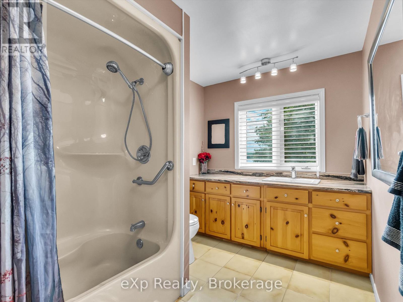 91 Tolpts Road, The Archipelago (Archipelago South), Ontario  P2A 0B7 - Photo 48 - X12400799