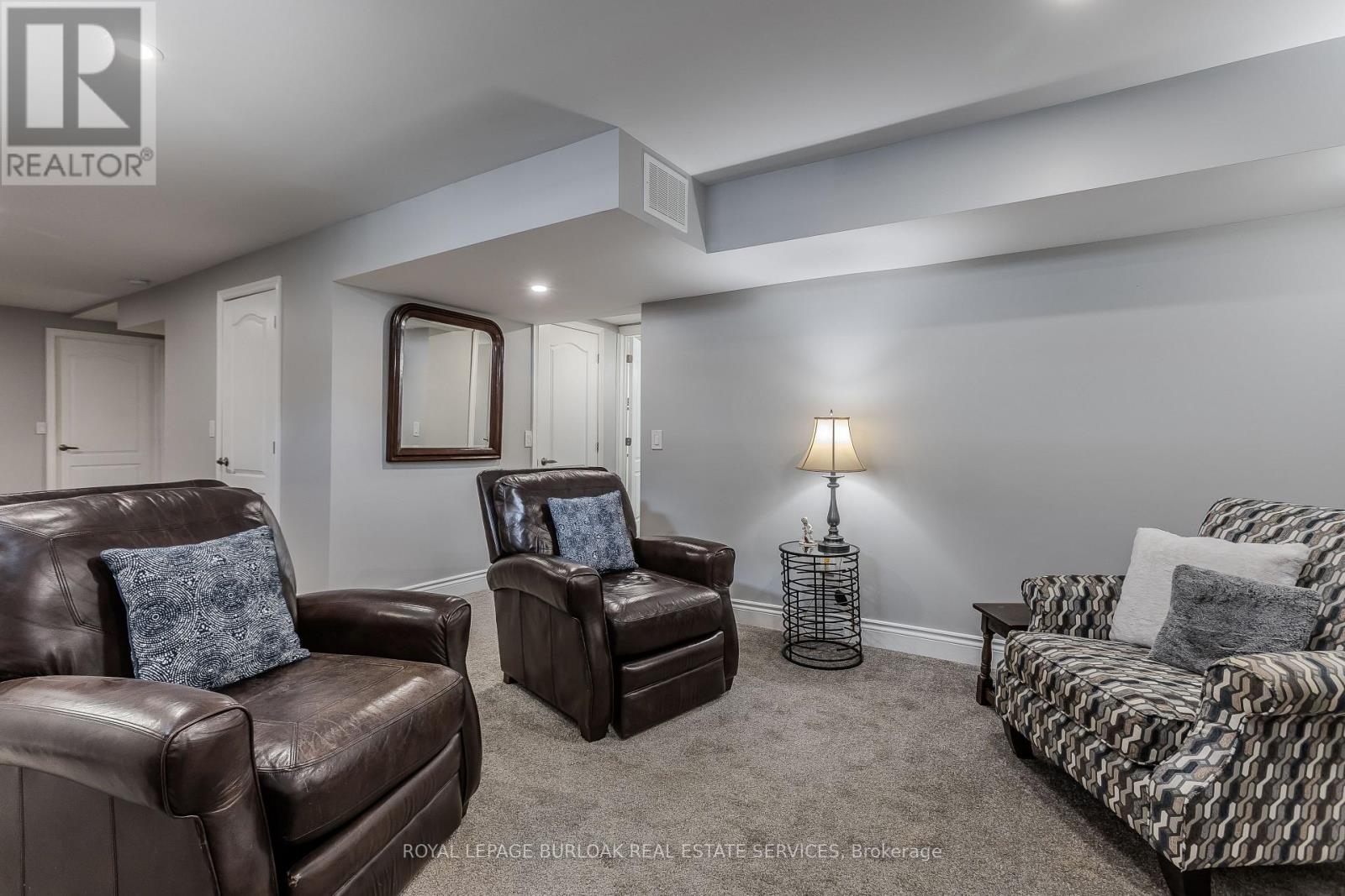 34 - 2350 New Street, Burlington, Ontario L7R 4P8 - Photo 23 - W12400630