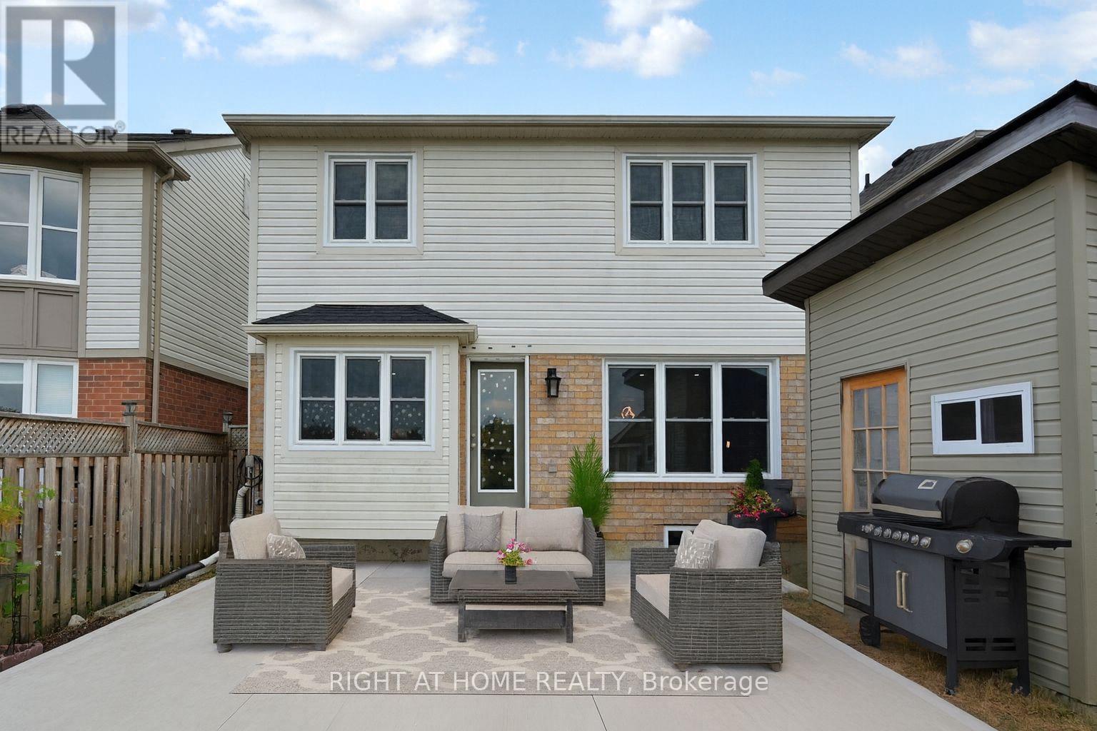 12 John W Taylor Avenue, New Tecumseth (Alliston), Ontario  L9B 0B3 - Photo 37 - N12394447