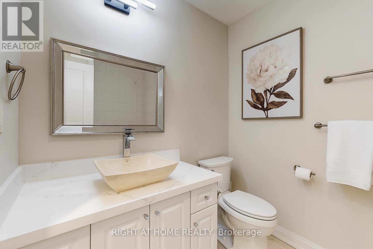 12 John W Taylor Avenue, New Tecumseth (Alliston), Ontario  L9B 0B3 - Photo 35 - N12394447