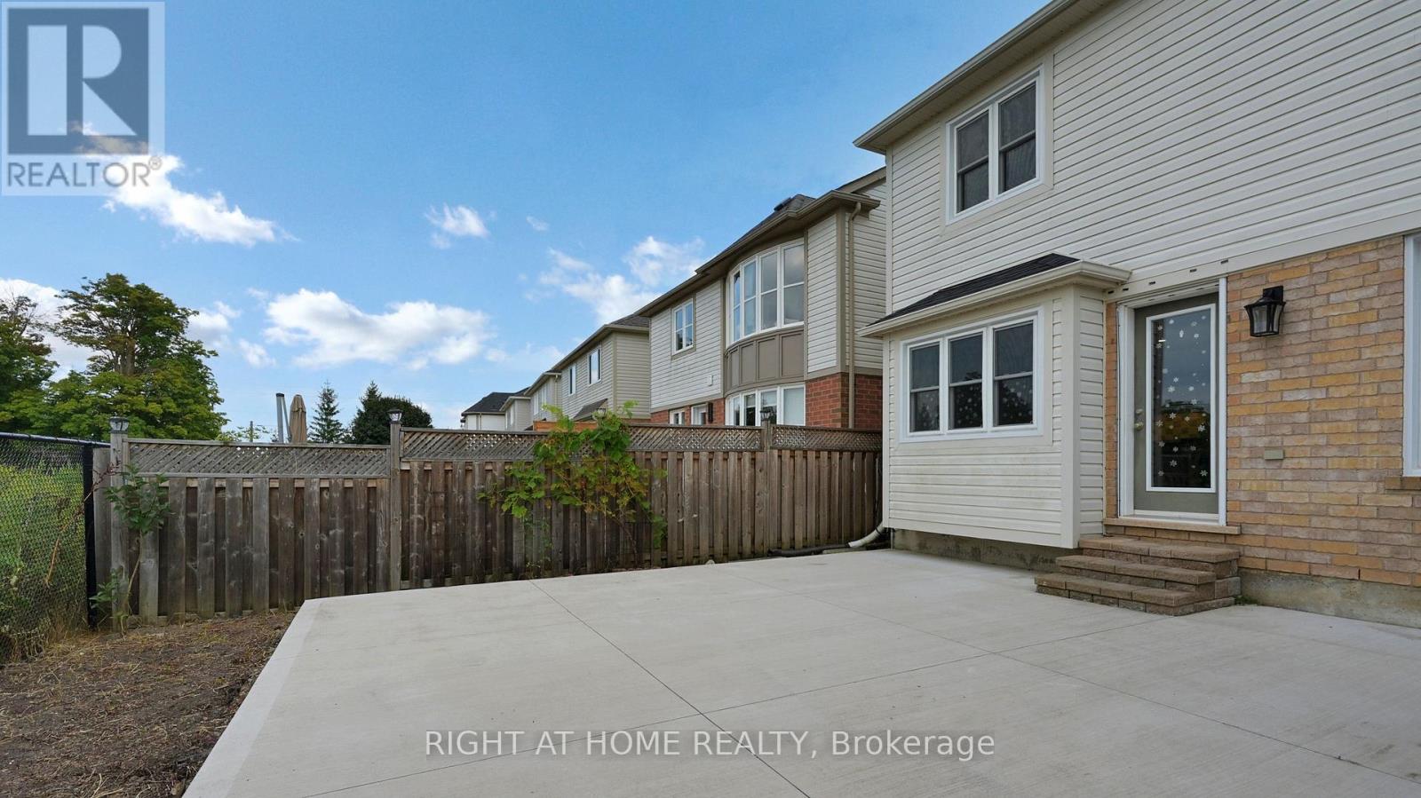 12 John W Taylor Avenue, New Tecumseth (Alliston), Ontario  L9B 0B3 - Photo 38 - N12394447