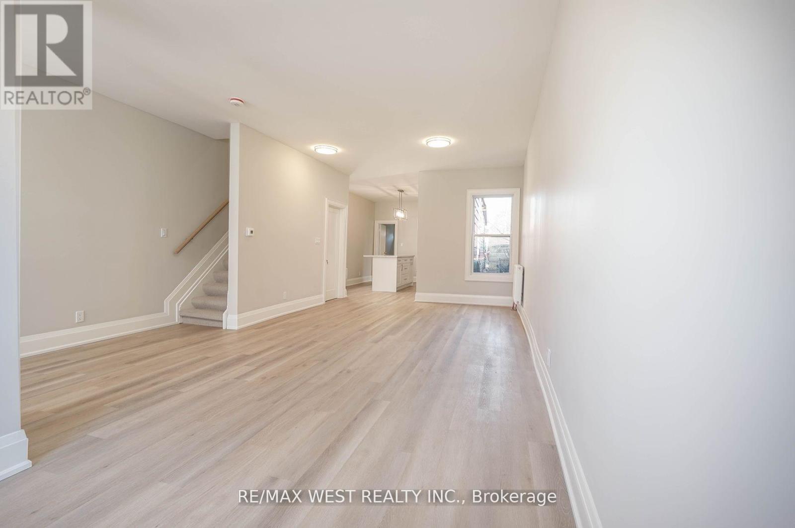 115 Edwin Avenue, Toronto, Ontario  M6P 3Z8 - Photo 11 - W12400666
