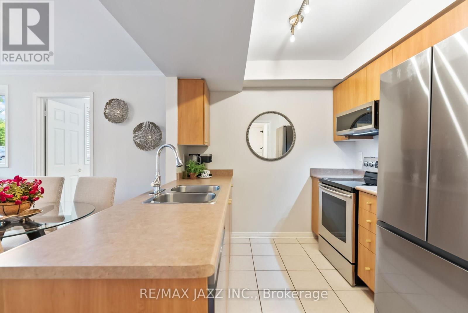 1 - 51 Petra Way, Whitby, Ontario  L1R 0A8 - Photo 12 - E12400783