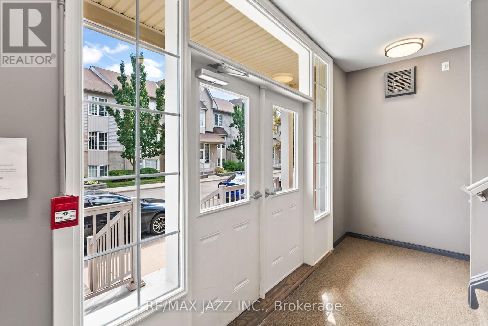 1 - 51 Petra Way, Whitby, Ontario  L1R 0A8 - Photo 6 - E12400783