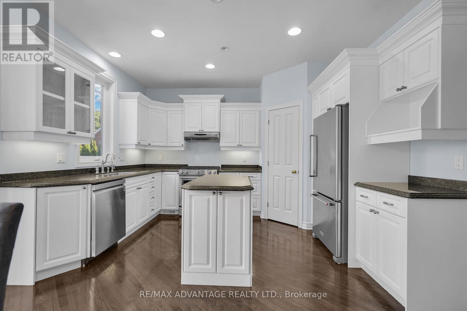 Photo 20 of 50 for 6 Northumberland Road