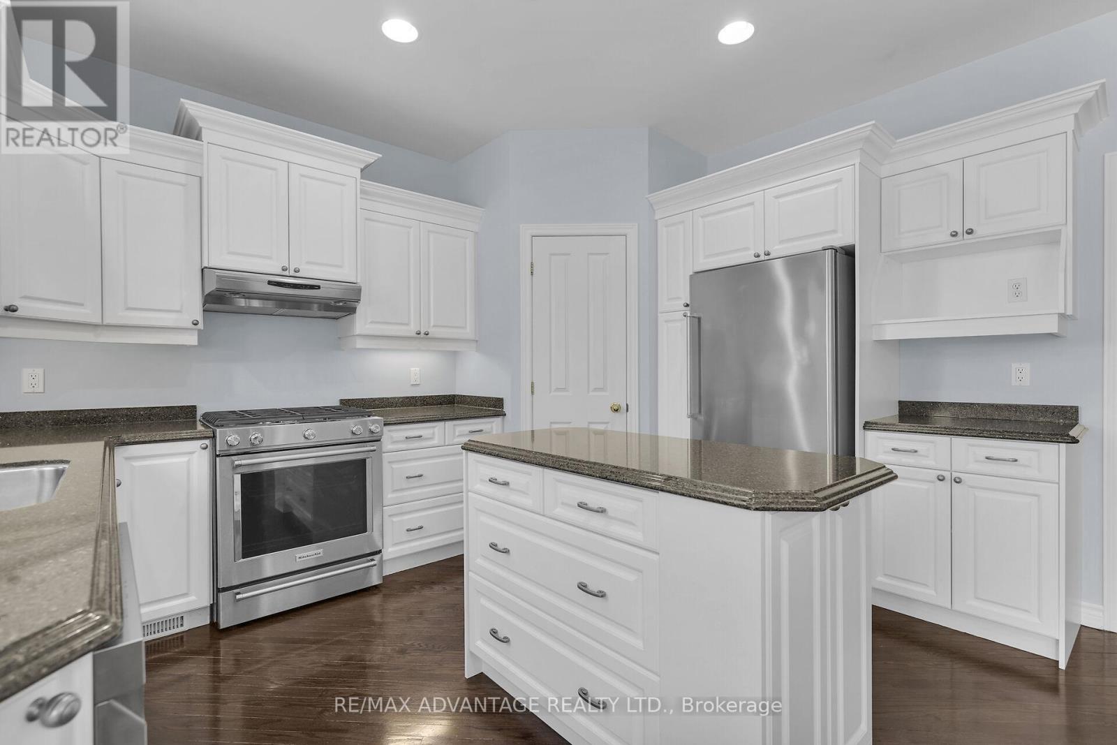 Photo 21 of 50 for 6 Northumberland Road