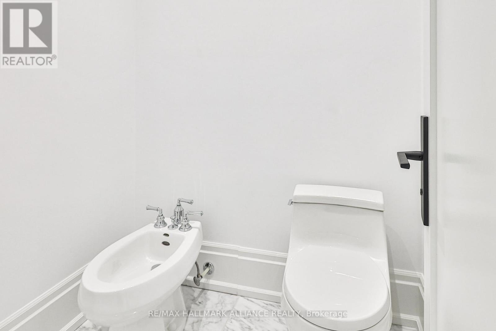 482 Morrison Road, Oakville, Ontario  L6J 4K5 - Photo 27 - W12396118