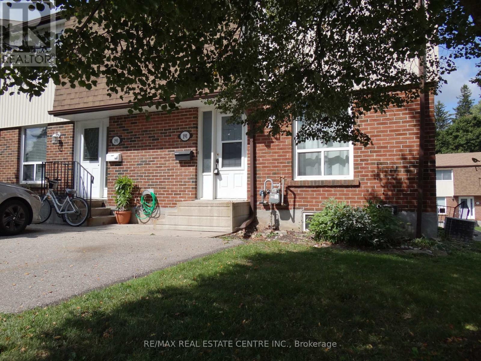 191 Kingham Road, Halton Hills (Ac Acton), Ontario  L7J 2P3 - Photo 4 - W12400317