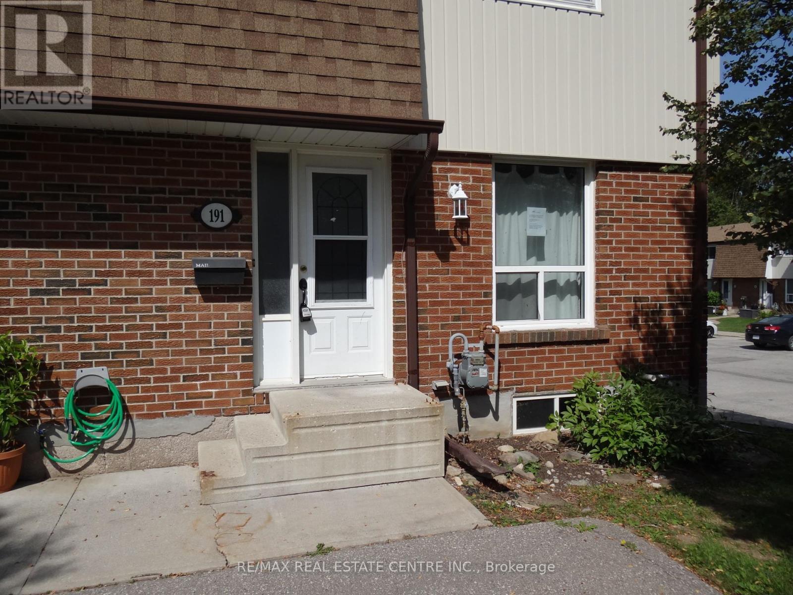 191 Kingham Road, Halton Hills (Ac Acton), Ontario  L7J 2P3 - Photo 5 - W12400317