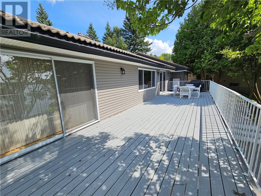 647 Kirkwood, Sudbury, Ontario  P3E 6J6 - Photo 11 - 2124694