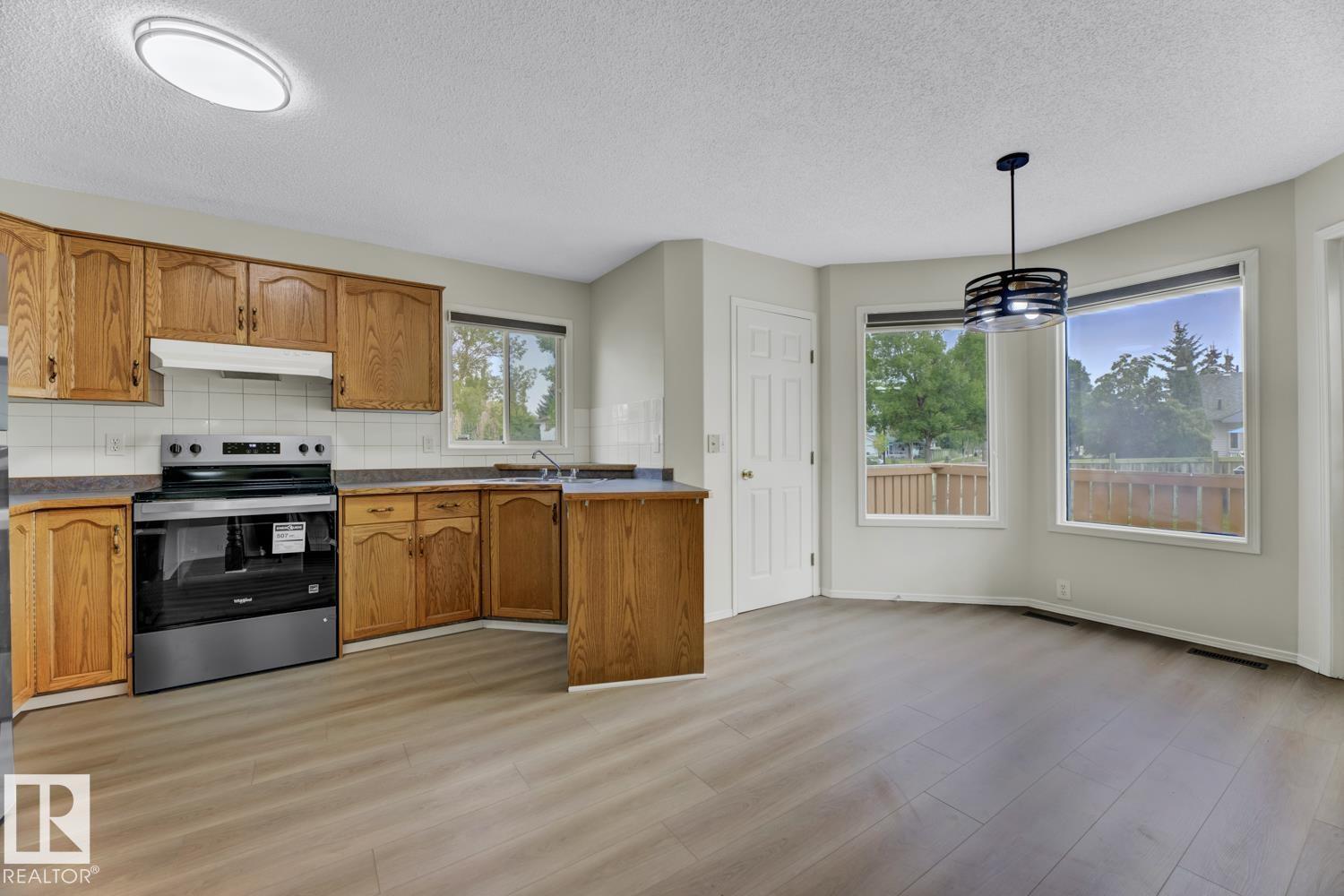 1187 Potter Greens Dr Nw, Edmonton, Alberta  T5T 5Y6 - Photo 10 - E4457543