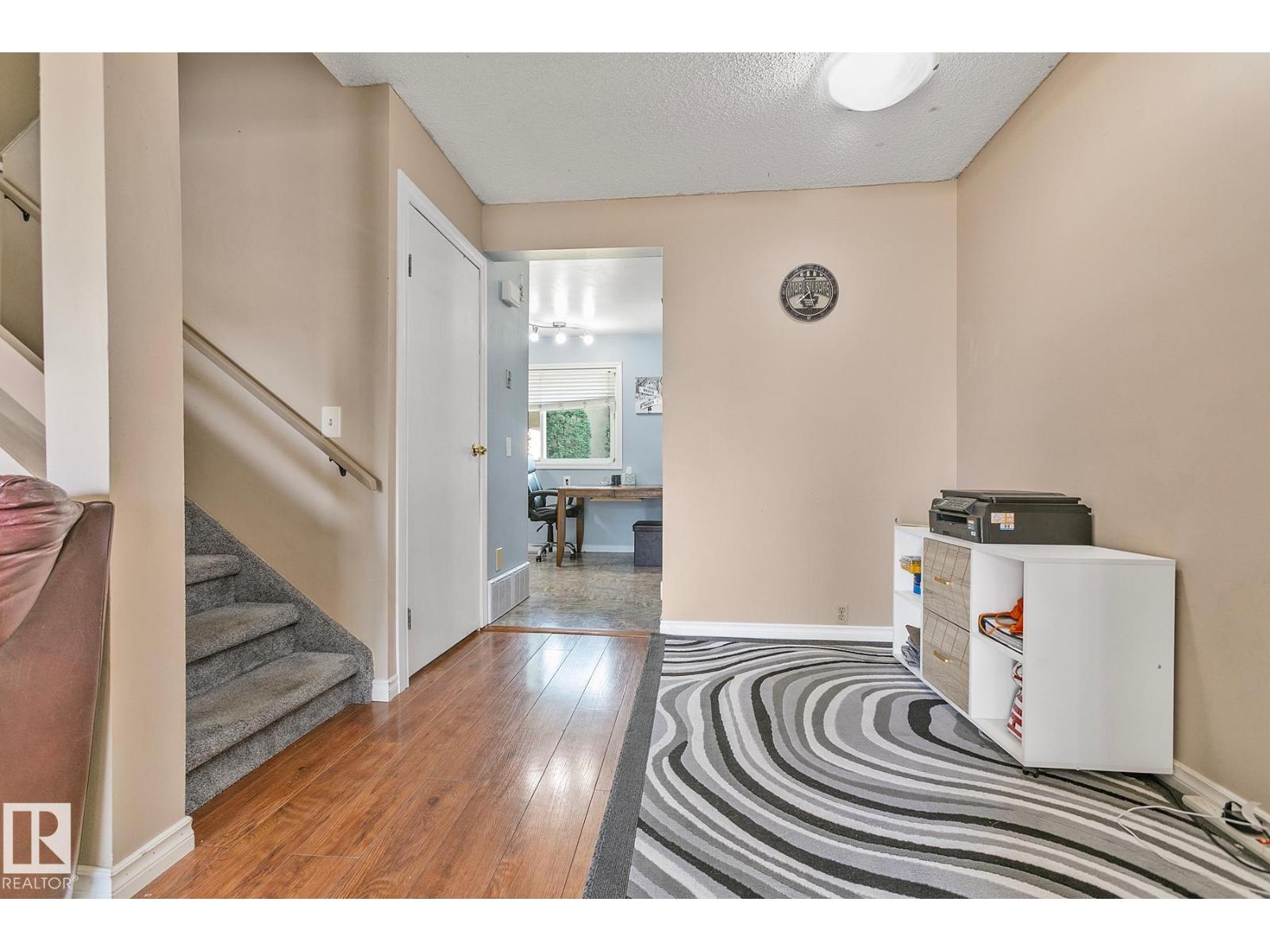 125 Woodborough Wy Nw, Edmonton, Alberta  T5Y 1N2 - Photo 10 - E4457544