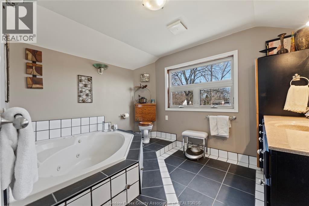 910 Jefferson Boulevard, Windsor, Ontario  N8S 2R1 - Photo 21 - 25022884