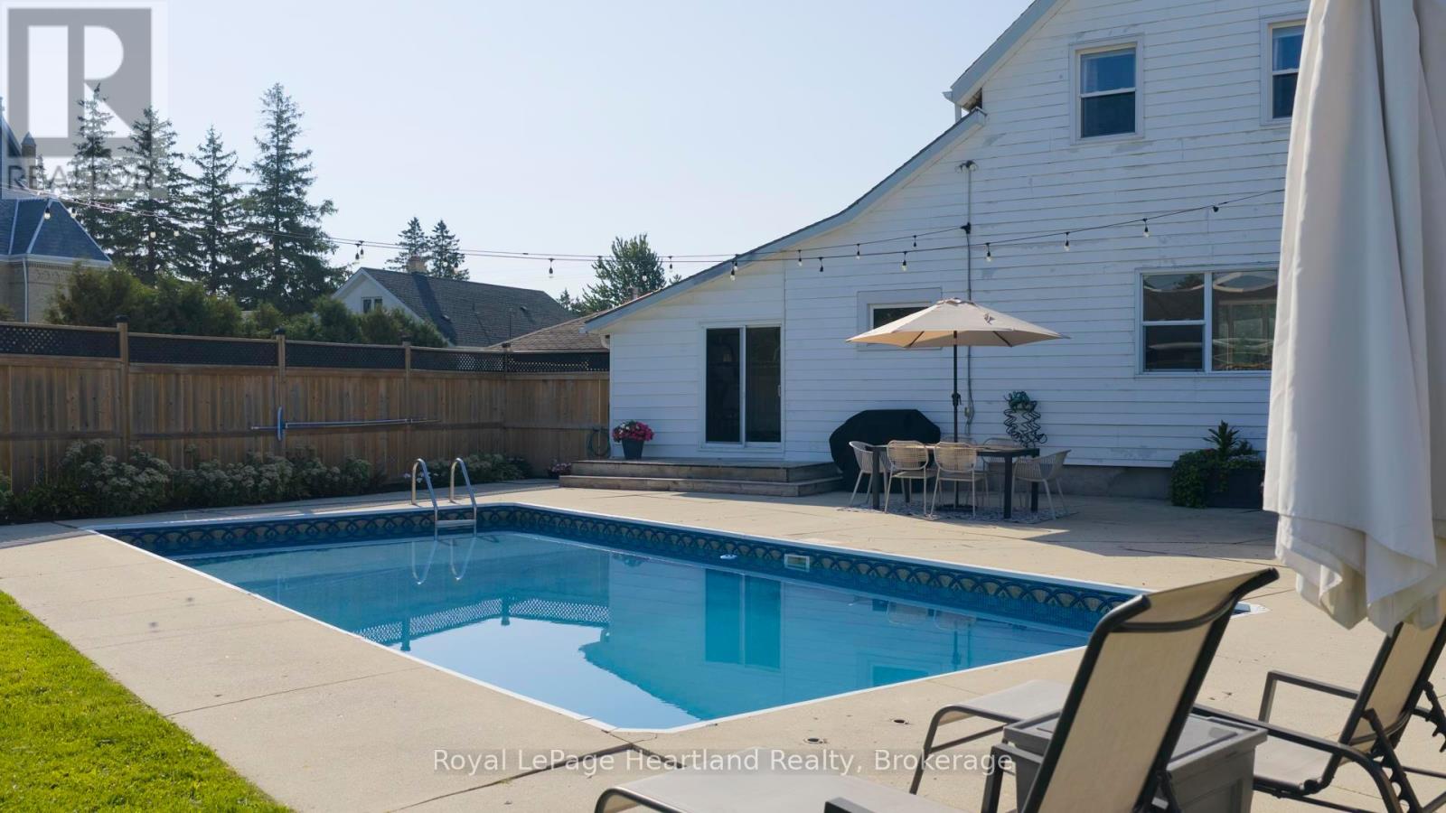 5 William Drive, South Huron, Ontario  N0M 1M0 - Photo 36 - X12399843