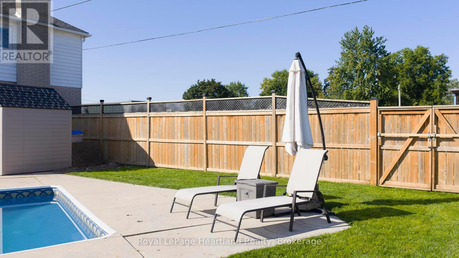 5 William Drive, South Huron, Ontario  N0M 1M0 - Photo 37 - X12399843